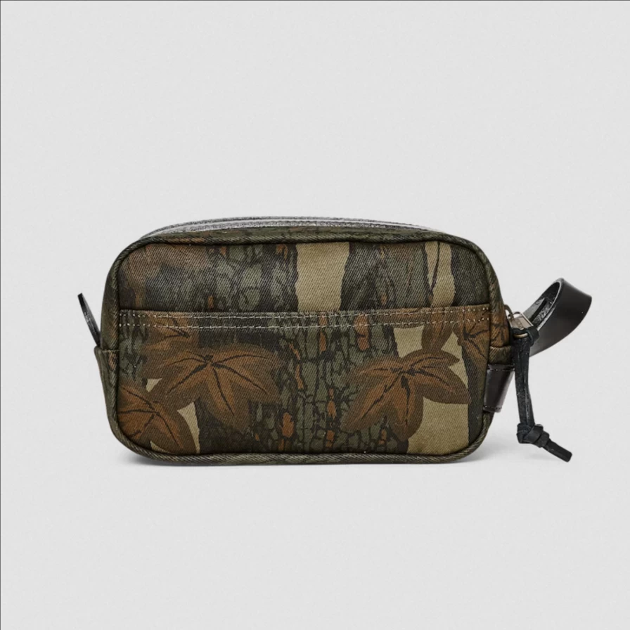 Filson Maple Bark Camo Travel Kit - Durable & Stylish Organizer for Essentials