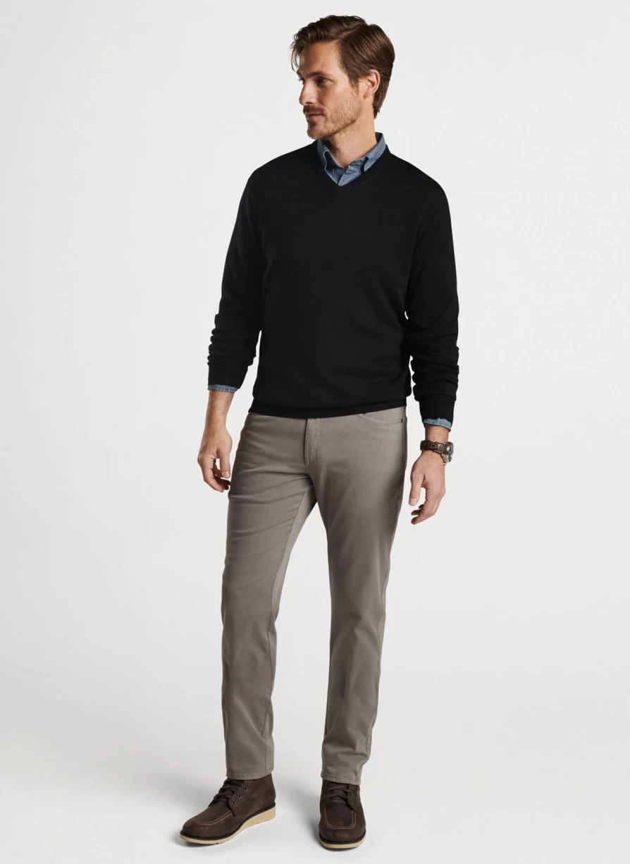 Peter Millar Autumn Crest Men's V-Neck Sweater - Premium Knitwear for Fall